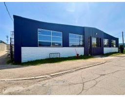 <div class="price">$1,999,000</div> 1373 Spruce Street<br>Winnipeg, Manitoba<br>